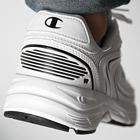 Champion - Sneaker Run 00 S22314 Bianco Nero