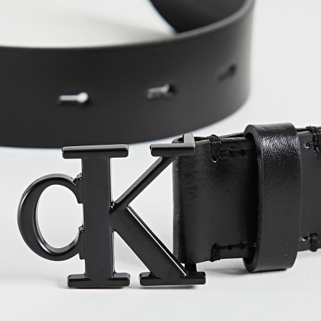 Calvin Klein - Cintura rotonda da donna in pelle mono nero