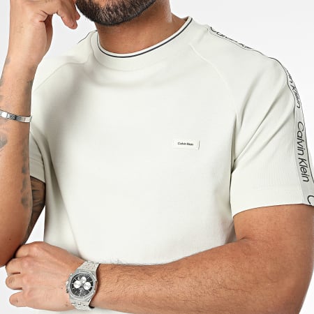 Calvin Klein - Camiseta raglán 2529 Beige claro