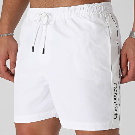 Calvin Klein - Pantalones cortos de baño con cordón medianos 0958 Blanco