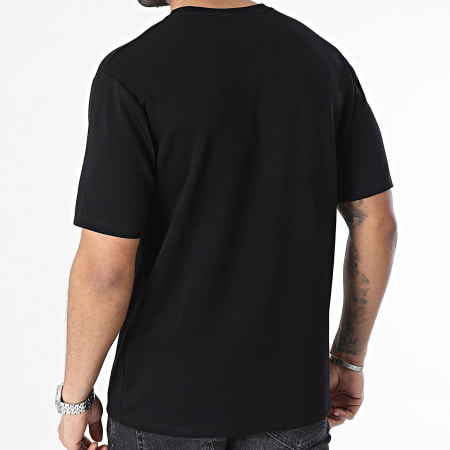 KZR - T-shirt nera con taschino