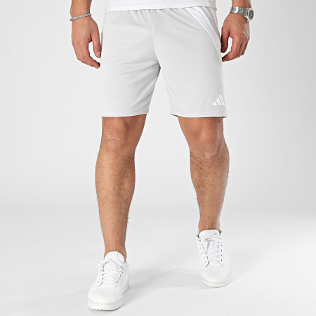 Adidas Sportswear - IK5771 Pantaloncini da jogging grigio chiaro