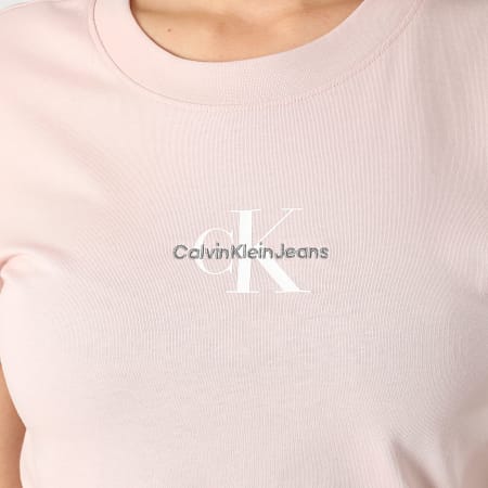 Calvin Klein - Tee Shirt Col Rond Femme 2564 Rose Clair
