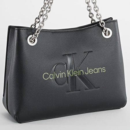 Calvin Klein - Borsa da donna scolpita a spalla 7831 Nero Argento