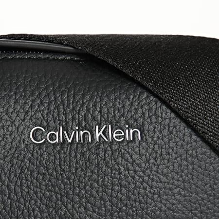 Calvin Klein - Must Custodia per fotocamera 1608 Nero