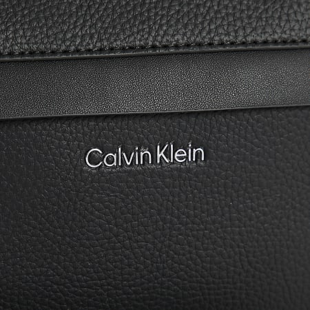 Calvin Klein - Bolsa CK Must Compact 1604 Negra