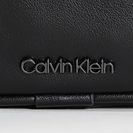 Calvin Klein - Sacoche Elevated Reporter 1190 Noir