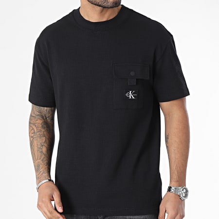 Calvin Klein - 5214 Camiseta de bolsillo negra