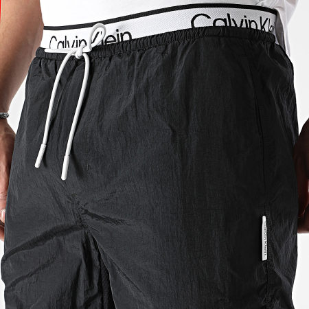 Calvin Klein - Pantaloni da jogging in tessuto GMS4P637 Nero