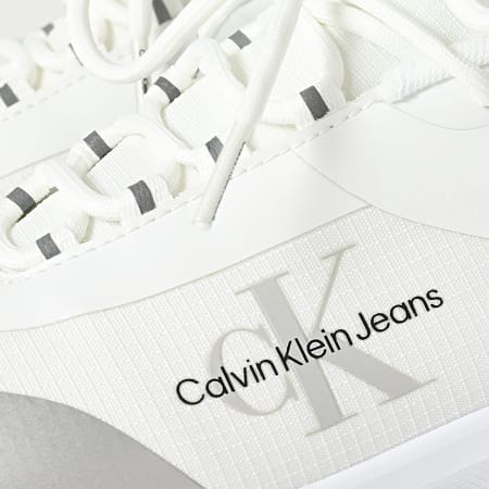 Calvin Klein - Eva Runner Low Lace Mix 1442 Bright White Silver Scarpe da ginnastica da donna