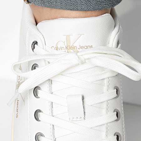Calvin Klein - Classic Cup Low Laceup 0491 Bright White Creamy White Garnet Sneakers