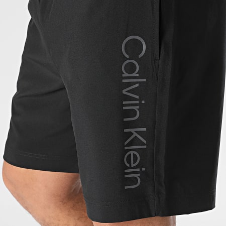 Calvin Klein - GMS4S838 Pantalón Corto Negro