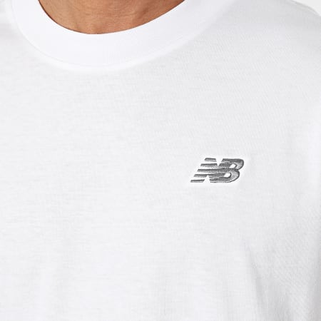 New Balance - Camiseta MT41509 Blanca