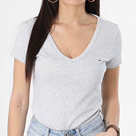 Tommy Jeans - Camiseta de mujer con cuello en V Slim Essential Rib 7385 Heather Grey