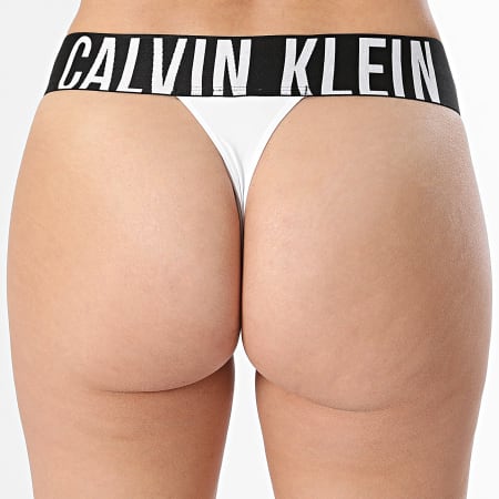 Calvin Klein - Tanga de mujer QF7638E Blanco
