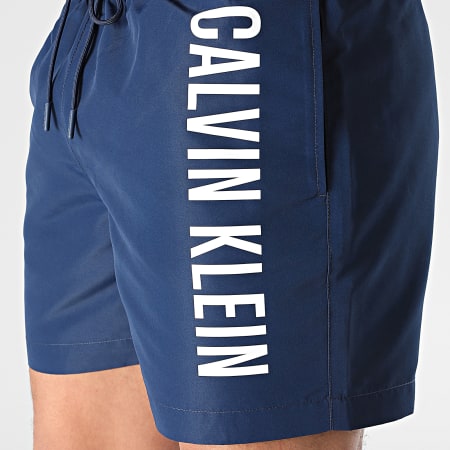 Calvin Klein - Pantaloncini da bagno medi con coulisse 1004 blu navy