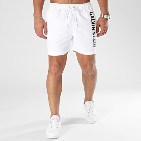 Calvin Klein - Pantalones cortos de baño con cordón medianos 1004 Blanco
