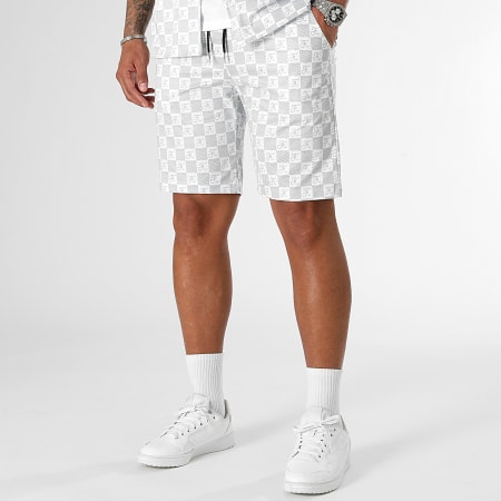 Final Club - Set camicia a maniche corte e pantaloncini da jogging Damier 0044 Bianco