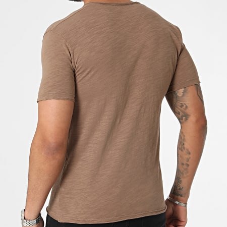MTX - Camiseta con cuello de pico Heather Brown