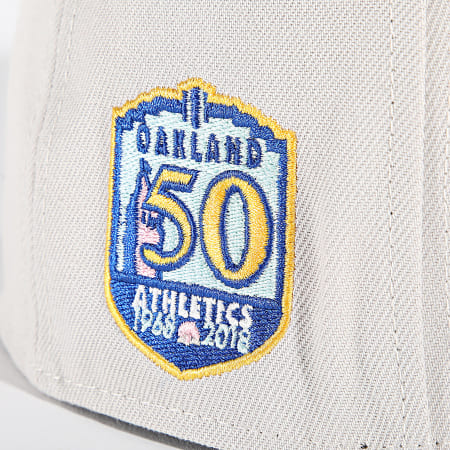 New Era - Oakland Athletics 59 Fifty Fitted Cap 60504372 Beige Blu chiaro