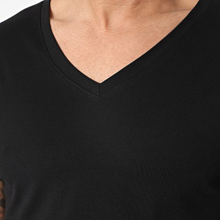 MTX - Camiseta negra con cuello en V