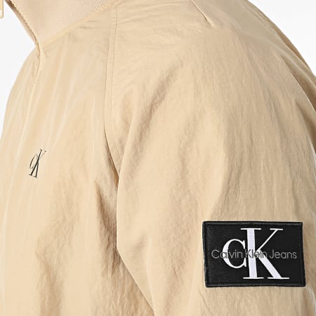 Calvin Klein - Chaqueta con cremallera 5102 beige