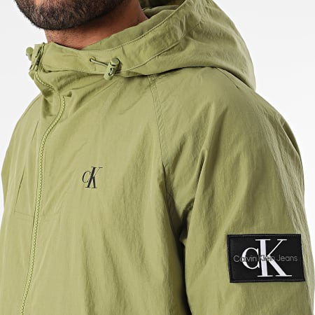 Calvin Klein - 5101 Chaqueta verde caqui con capucha y cremallera