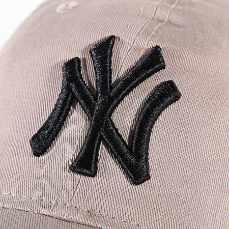 New Era - 9 Twenty New York Yankees Cap 60435254 beige scuro