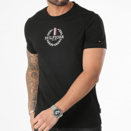 Tommy Hilfiger - Camiseta Global Stripe Wreath 4388 Negra