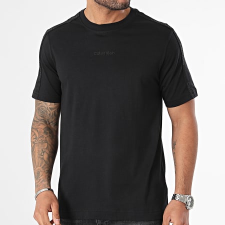 Calvin Klein - Camiseta 00GMS4K187 Negro