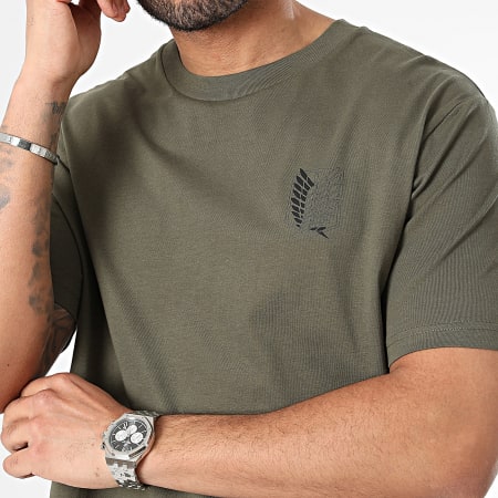 Attaque des Titans - Tee Shirt Oversize Large Survey Corps Logo Vert Kaki Noir