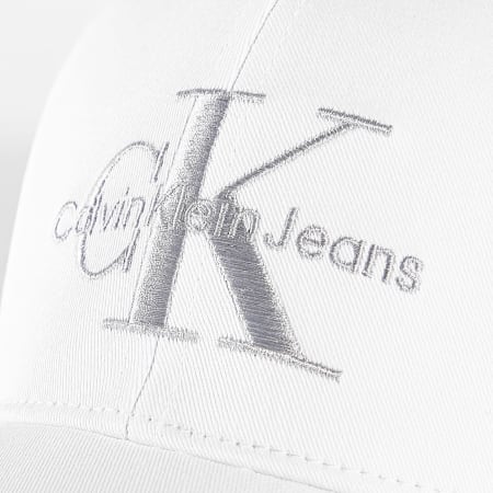 Calvin Klein - Cappello Monogram 0280 Bianco