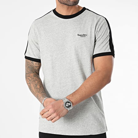 Superdry - Essential Retro Logo Tee Shirt M1011892A Gris brezo Negro