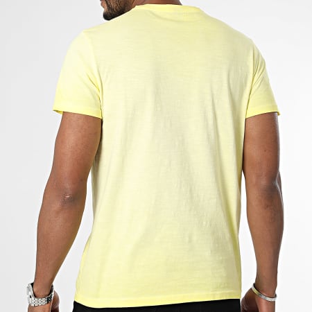 American People - Camiseta amarilla