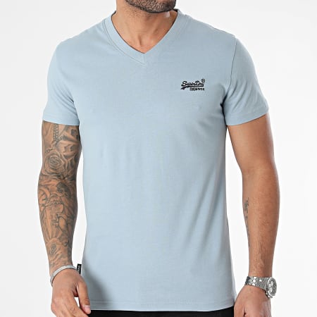 Superdry - Tee Shirt Col V Vintage Logo Emb M1011170A Bleu Clair