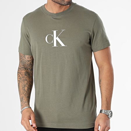 Calvin Klein - Tee Shirt 0971 Vert Kaki