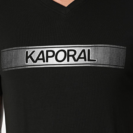 Kaporal - Maglietta Essentiel con scollo a V BRADM11 Nero