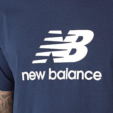 New Balance - Tee Shirt MT41502 Bleu Marine