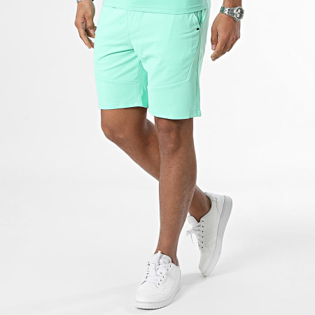 Zayne Paris  - Conjunto de camiseta verde y pantalón corto de jogging