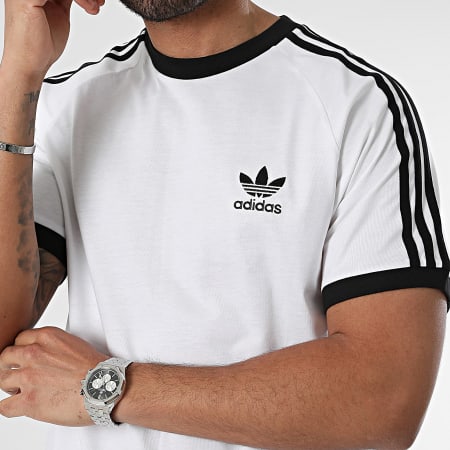 adidas - Lot De 2 Tee Shirts A Bandes 3 Stripes IA4845 IA4846 Noir Blanc