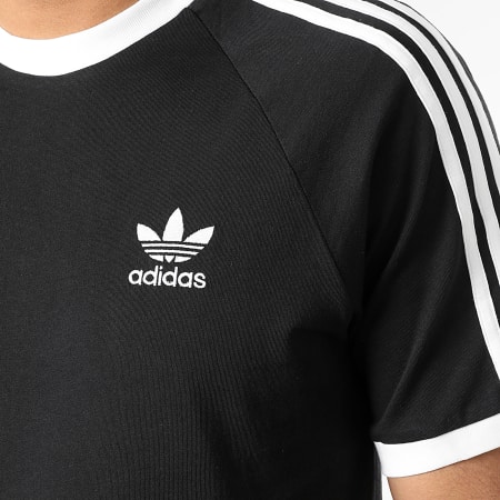 Adidas Originals - Ensemble Tee Shirt Et Short Jogging A Bandes 3 Stripes IA4845 IU2337 Noir