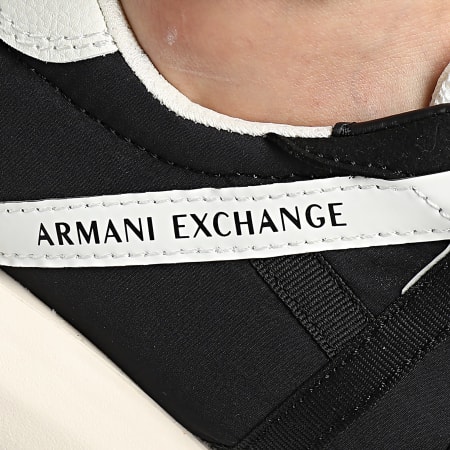 Armani Exchange - XUX150 XV608 Nero Off White Sneakers