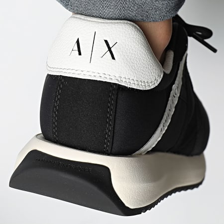 Armani Exchange - XUX150 XV608 Nero Off White Sneakers