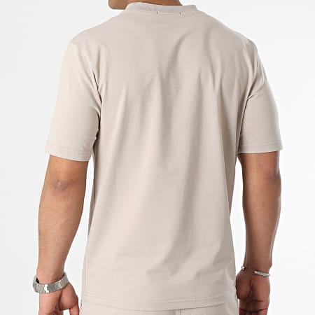 Classic Series - Conjunto de camiseta con bolsillos y pantalón corto tipo cargo en color topo