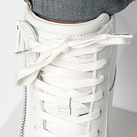 Calvin Klein - Baskets Montantes High Top Lace Up With Zip 1476 Triple White