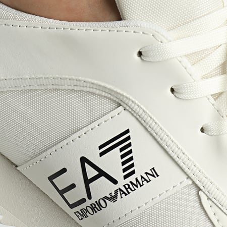 EA7 Emporio Armani - X8X027-XK219 Off White Black Scarpe da ginnastica da allenamento
