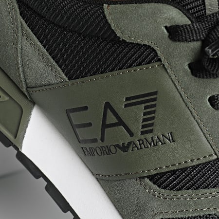 EA7 Emporio Armani - X8X151-XK354 Scarpe da ginnastica nere Beetle