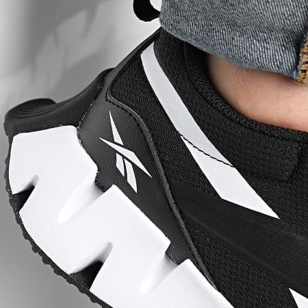 Reebok - Zig Dynamica Str Sneakers 100074911 Core Black Footwear White