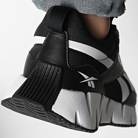 Reebok - Zig Dynamica Str Sneakers 100074911 Core Black Footwear White