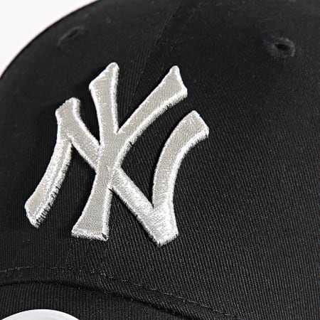 New Era - Gorra de mujer con logotipo metálico de los New York Yankees 60364306 Negro